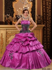 Fuchsia Ball Gown Straps With Taffeta Appliques For Classical Quinceanera Dresses