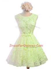 Wonderful Sleeveless Lace Knee Length Lace Up Quinceanera Dama Dress in Yellow Green with Belt