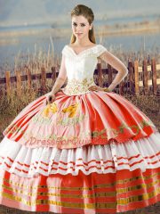 Comfortable Floor Length Ball Gowns Sleeveless White And Red Quinceanera Gowns Lace Up